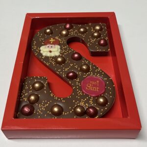 Luxe chocoladeletter Melk crispyballs