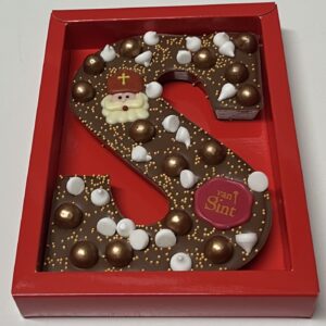 Chocolade letter Melk crispy Balls& meringue